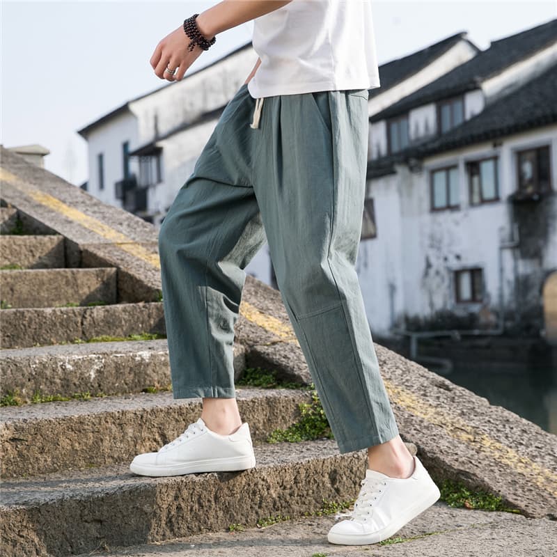 涼やか軽快アンクル丈ストレートパンツ