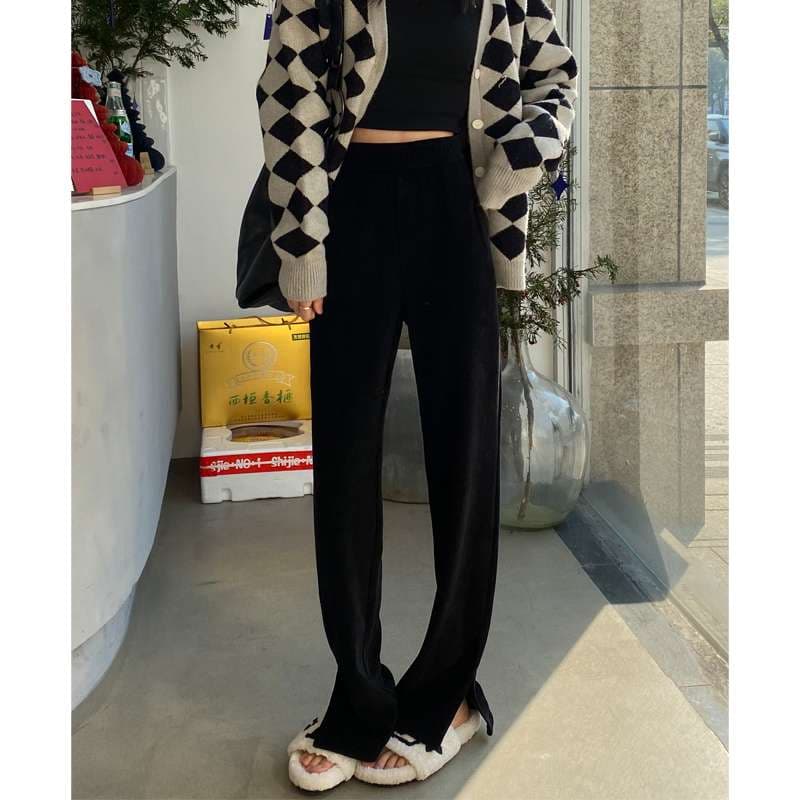 ストレートパンツ サイドスリット入りリラックスパンツ