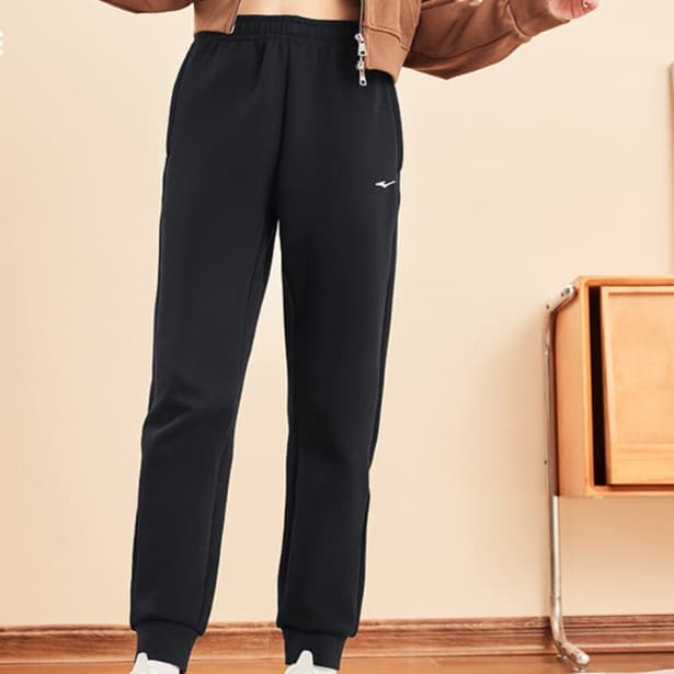 ストレートパンツ スタイリッシュ すっきりジャージーパンツ