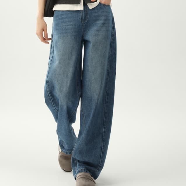 ストレートパンツ ゆったりシルエット リラックスデニム
