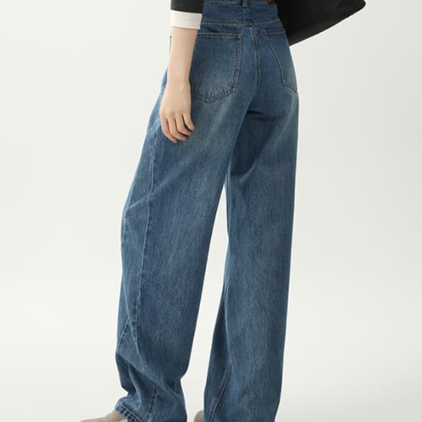 ストレートパンツ ゆったりシルエット リラックスデニム