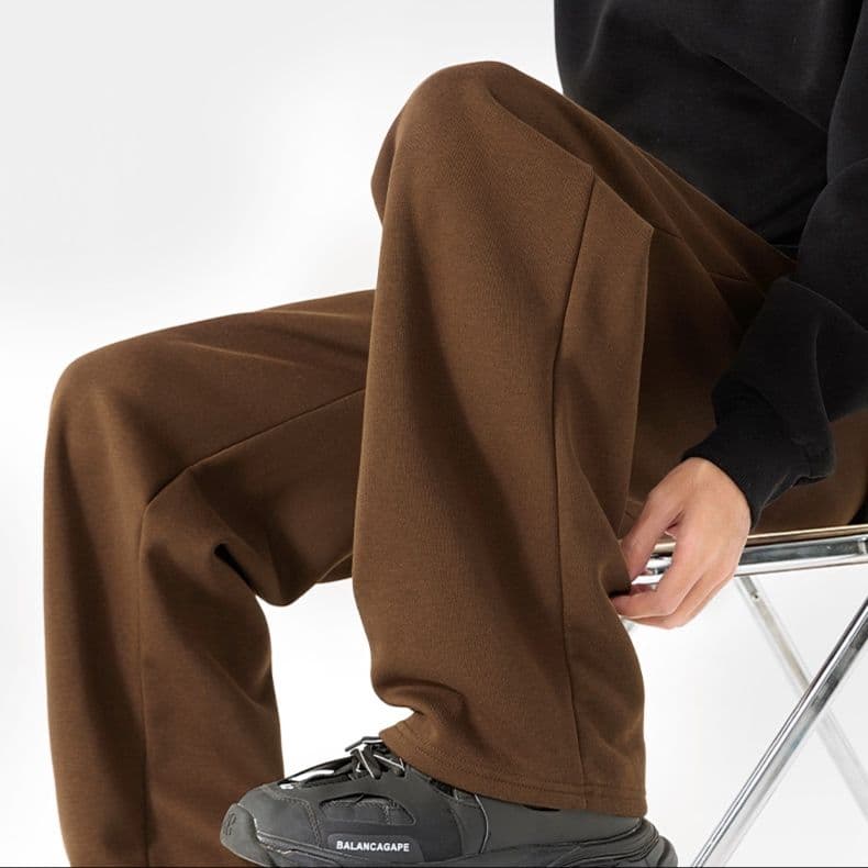 ストレートパンツ 洗練ゆったりストレートスウェット