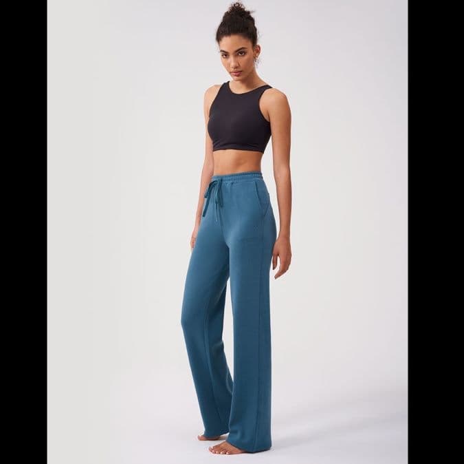 ストレートパンツ リラックスストレートストレッチパンツ