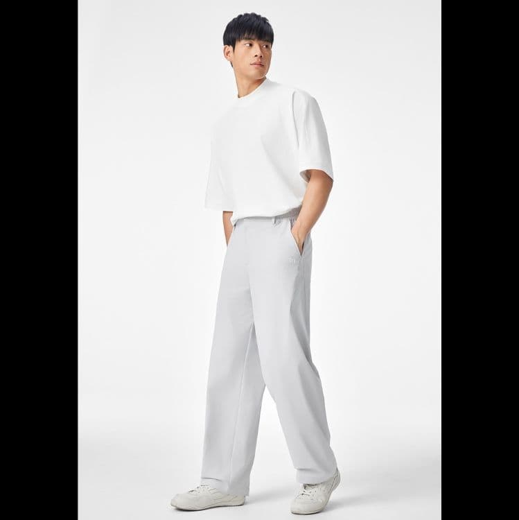 ストレートパンツ すっきりシルエット 上質スラックス