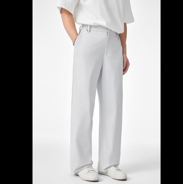 ストレートパンツ すっきりシルエット 上質スラックス