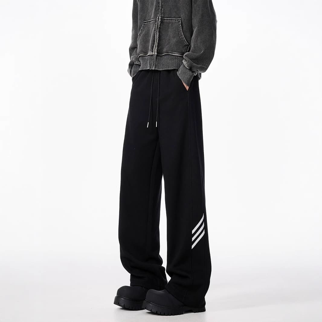 ストレートパンツ スポーティライン入りストレートジャージーパンツ