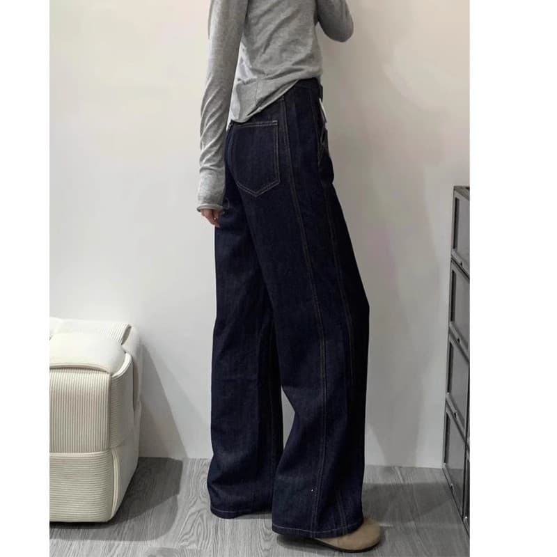 ストレートパンツ ゆったりシルエットストレートデニム