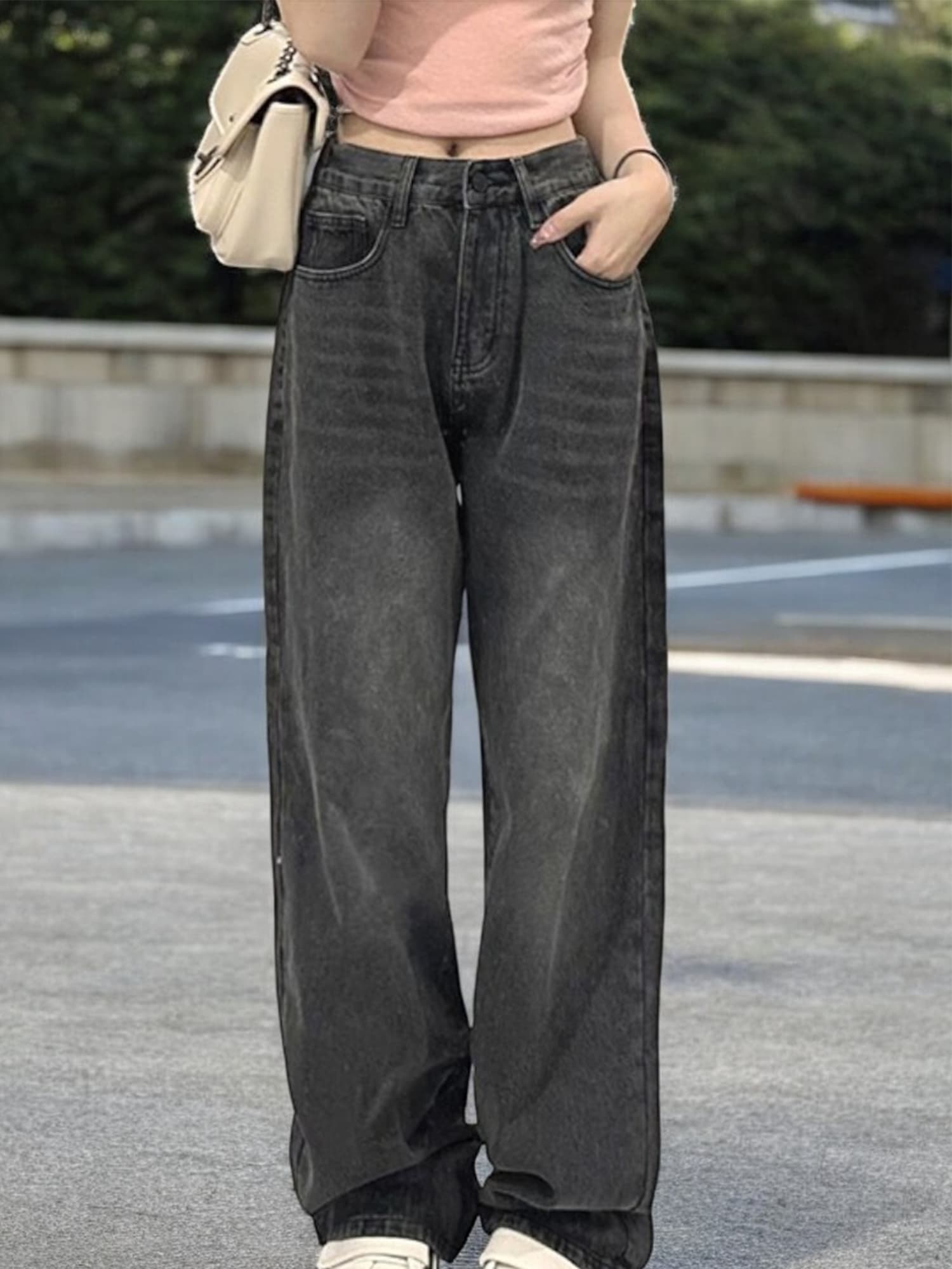 ストレートパンツ ゆったりシルエット ワイドデニム