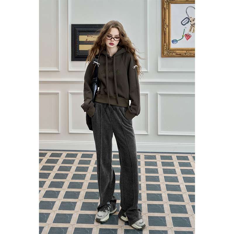 ストレートパンツ ゆったりスタイリッシュワイドパンツ