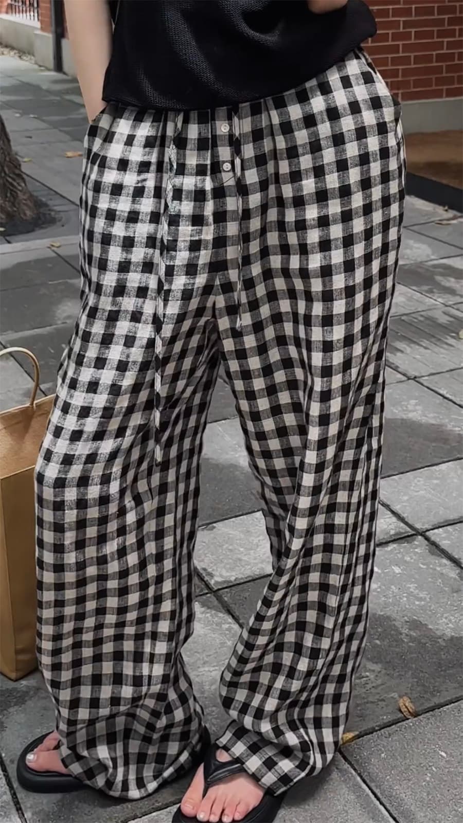 格子模様ゆったりストレートパンツ