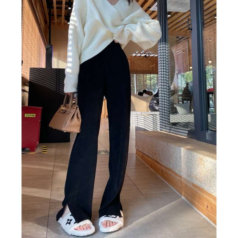 ストレートパンツ サイドスリット入りリラックスパンツ