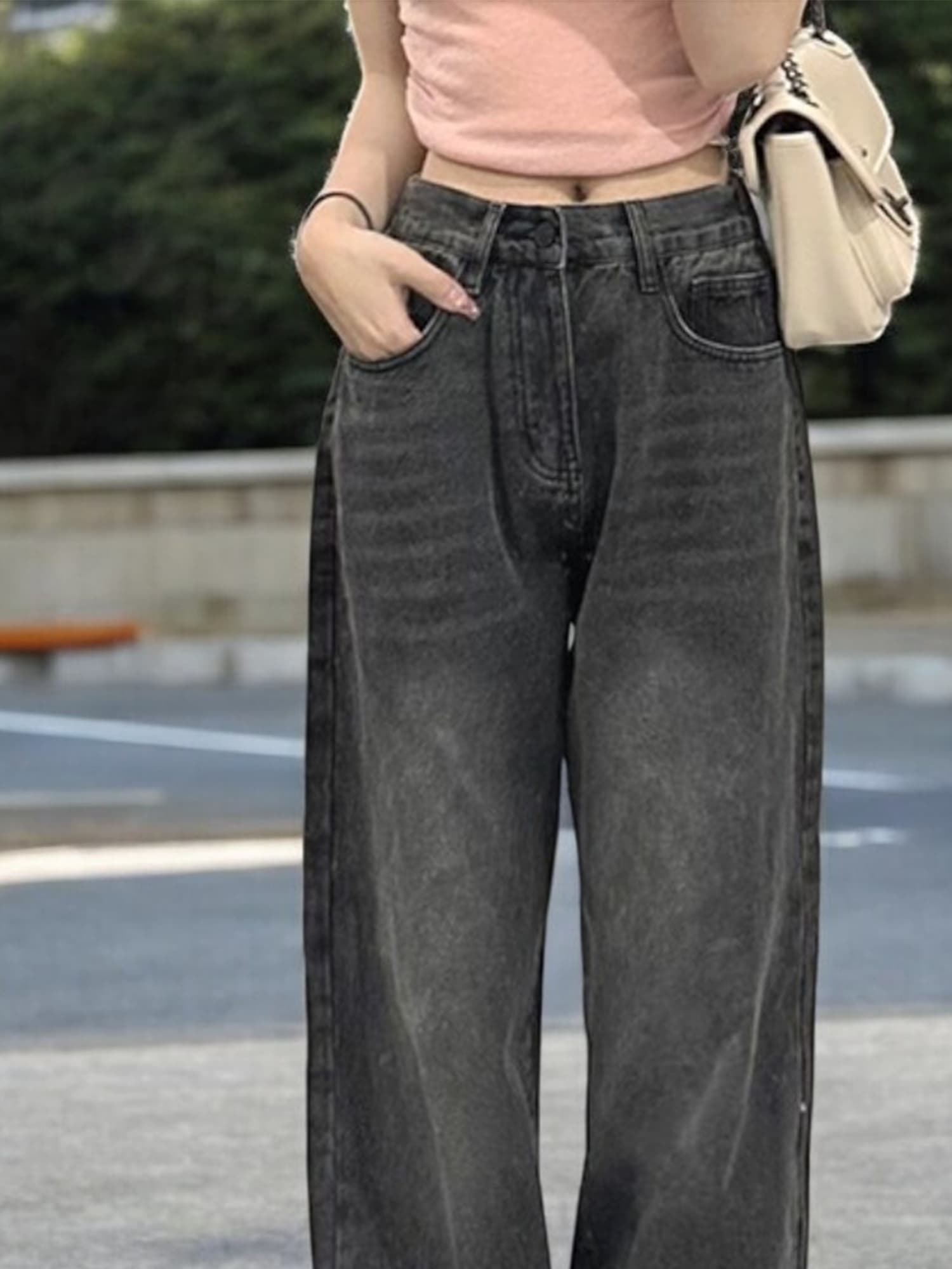 ストレートパンツ ゆったりシルエット ワイドデニム