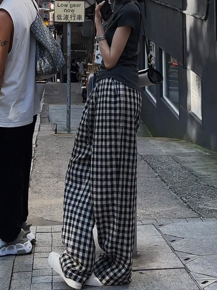 格子模様ゆったりストレートパンツ