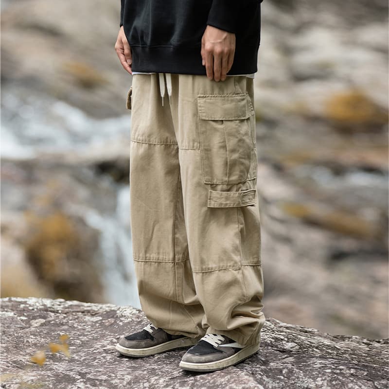 ストレートパンツ ミリタリー風ストレートカーゴパンツ